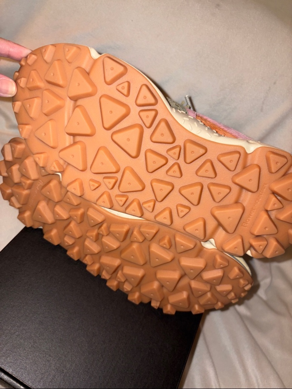 NWT Flower Mountain Yamano 3 Sneakers in Cream-Military-Pink - Picture 15 of 16